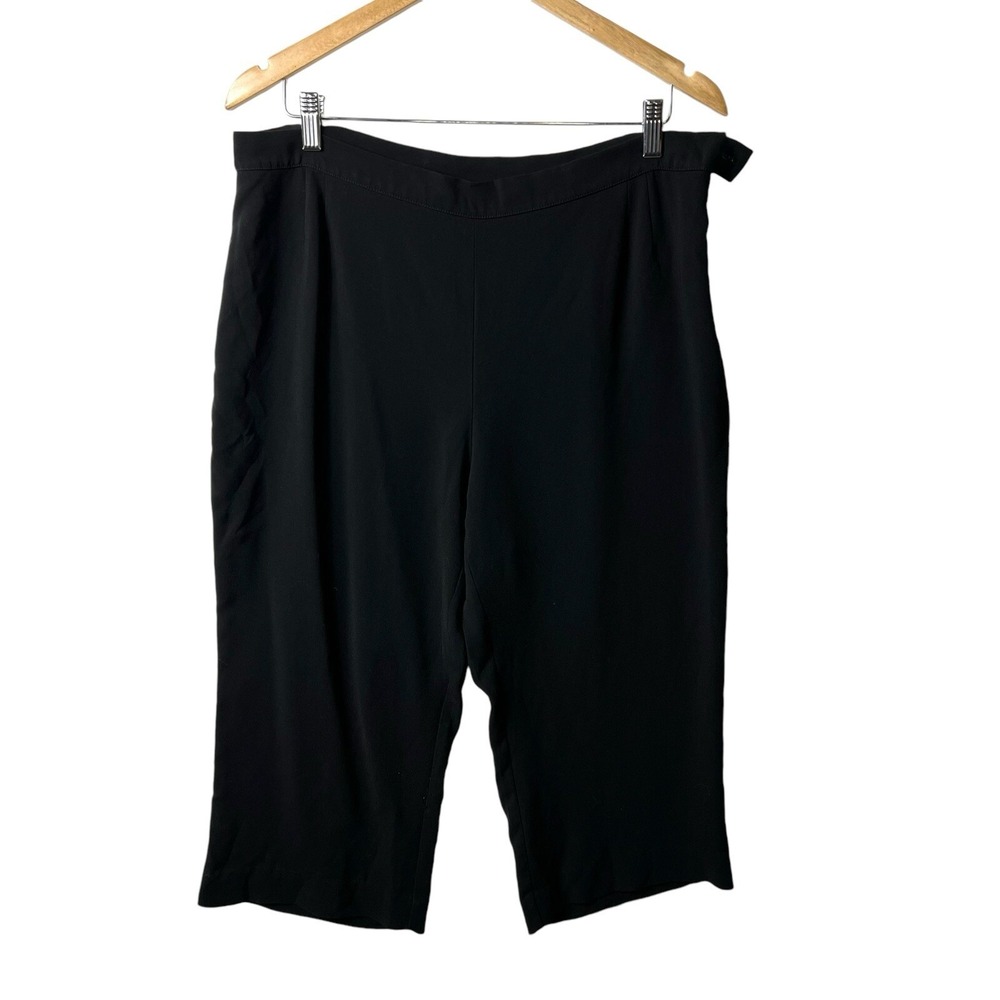 Vince Black Cropped Dress Pants Women's Size Medium **flawed**‎